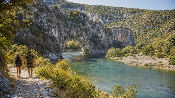 Que faire en Ardèche en septembre : activités incontournables