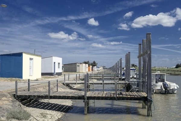 Où trouver un camping avec parc aquatique en Vendée ?