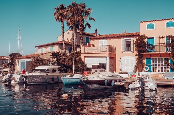 Top des campings avec piscine à Port Grimaud